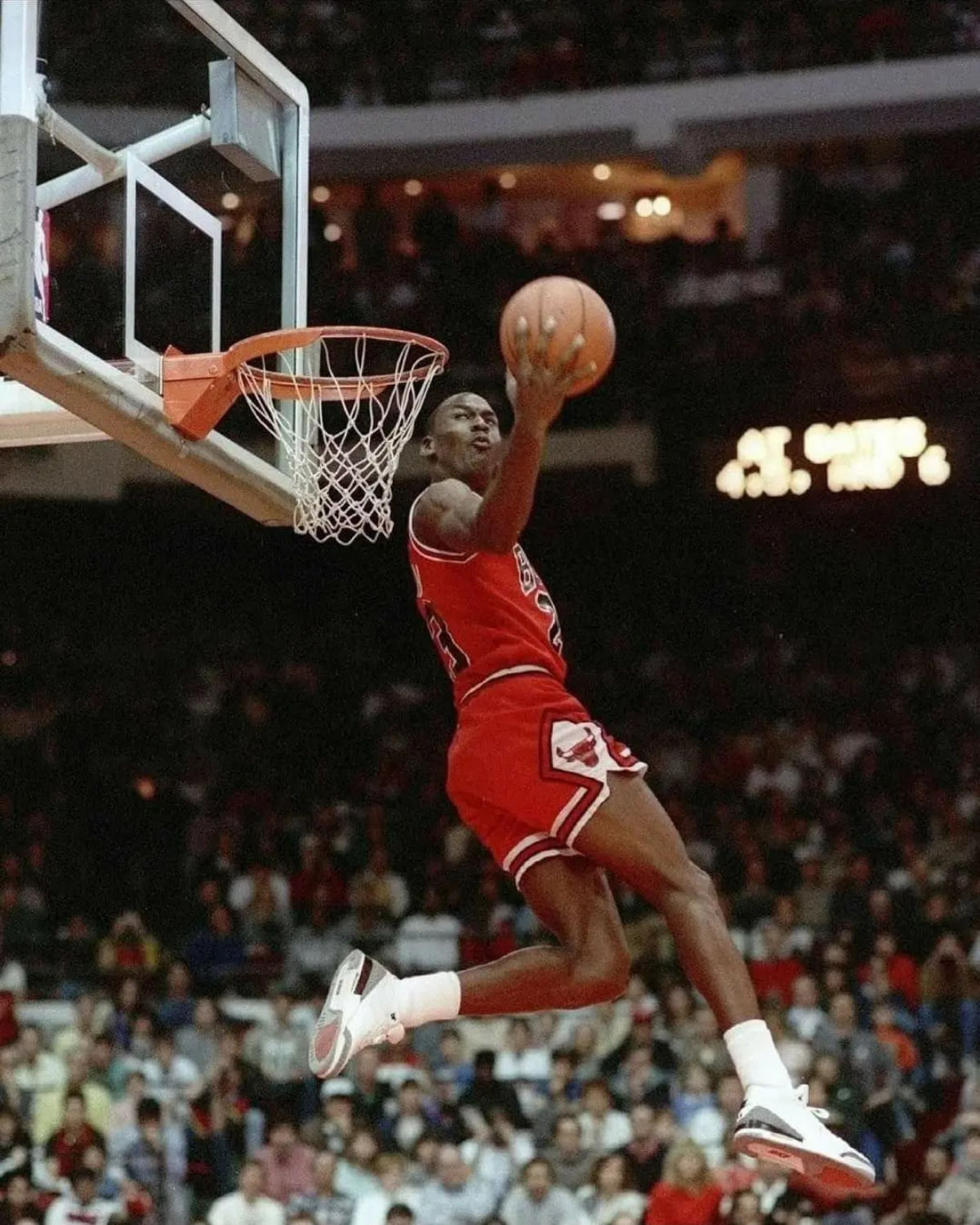 Enterrada 88: a histria por trs da icnica foto de Michael Jordan