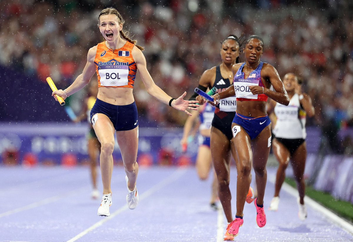 Por que as corridas de 4x400 metros frequentemente apresentam reviravoltas surpreendentes?