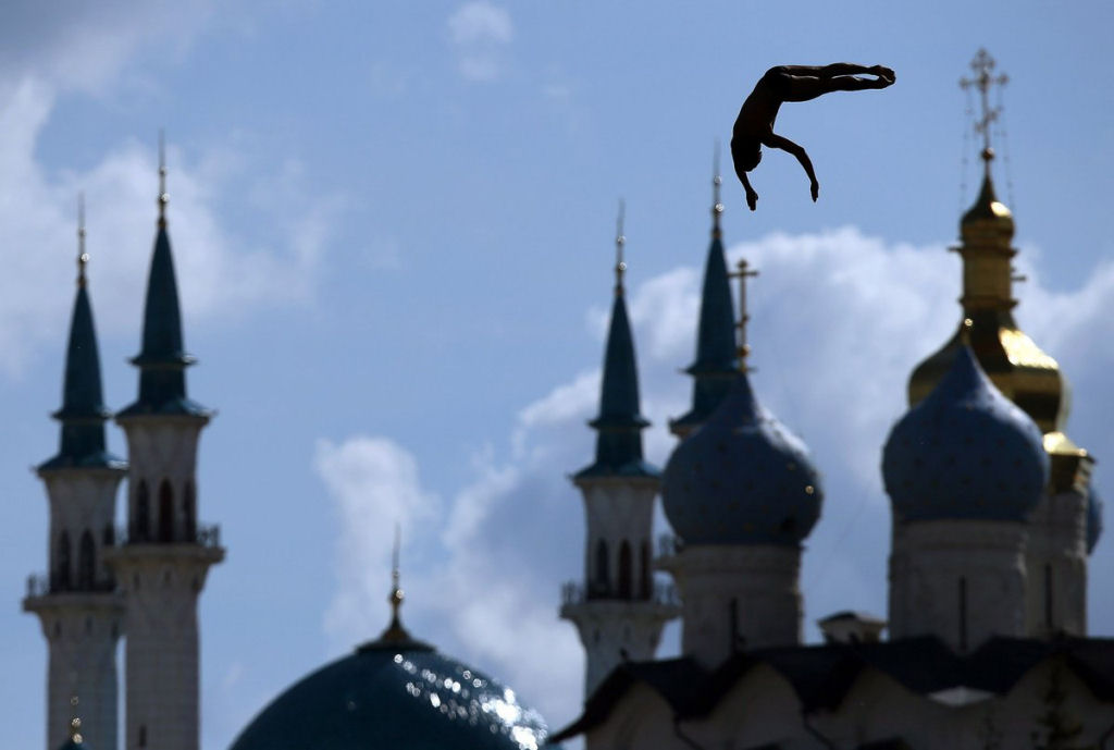 As impressionantes imagens dos saltos ornamentais extremos do Mundial de Natação de Cazã 23