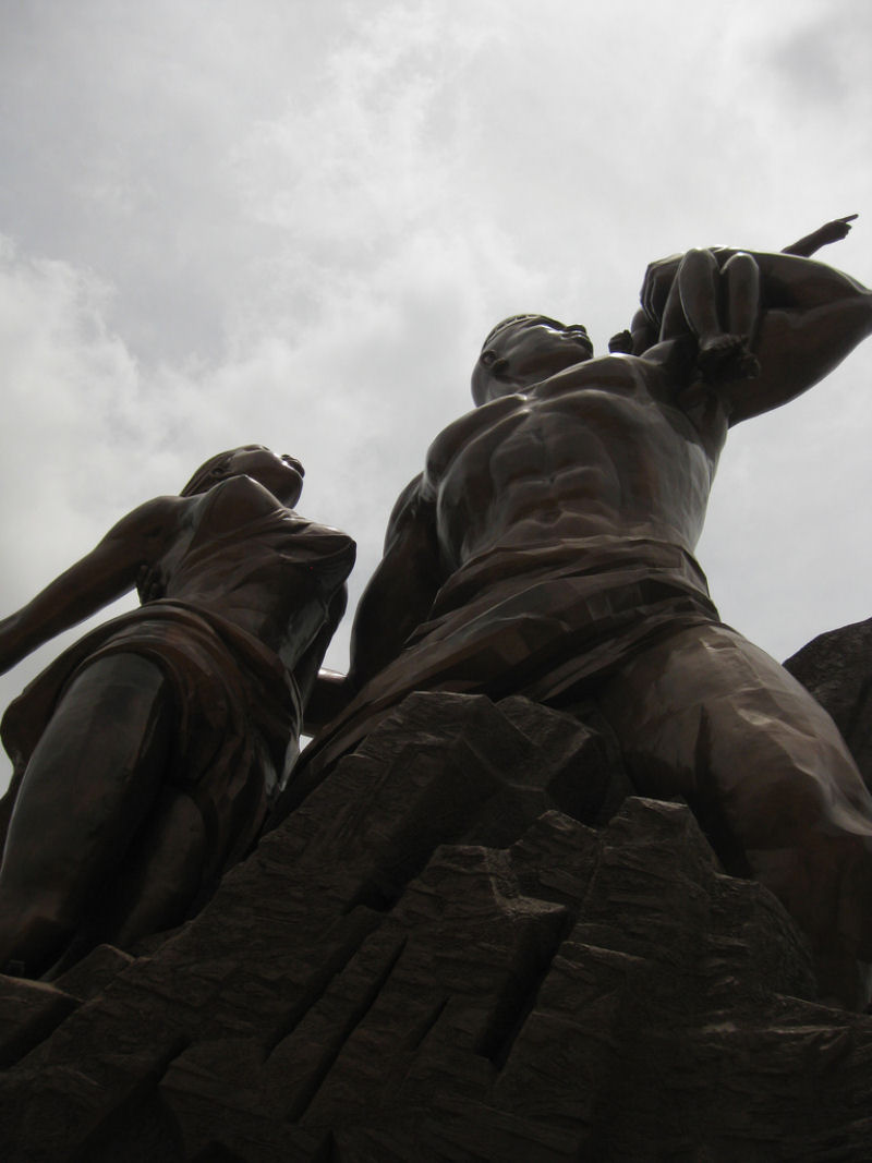 Monumento ao Renascimento Africano, um smbolo magnificncia ou de loucura? 13