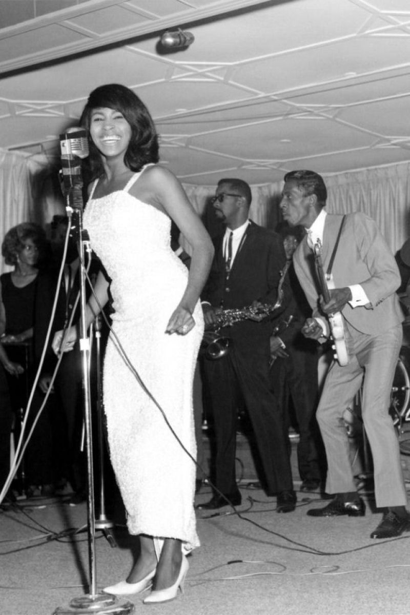 16 fotos de uma jovem Tina Turner entre o final dos anos 1950 e 1960 16