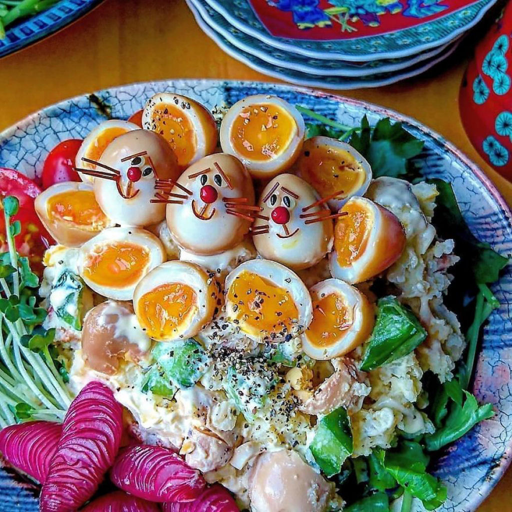 Me japonesa faz pratos e bentōs incrivelmente fofos para seus filhos usando ovos 16
