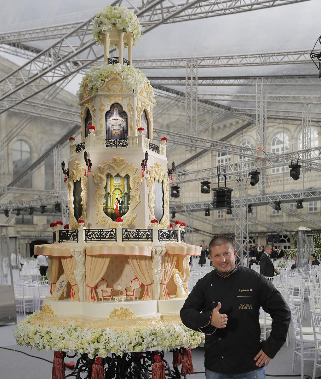 Este ex-campeo de boxe hoje cria os bolos de casamento mais incrveis do mundo 03