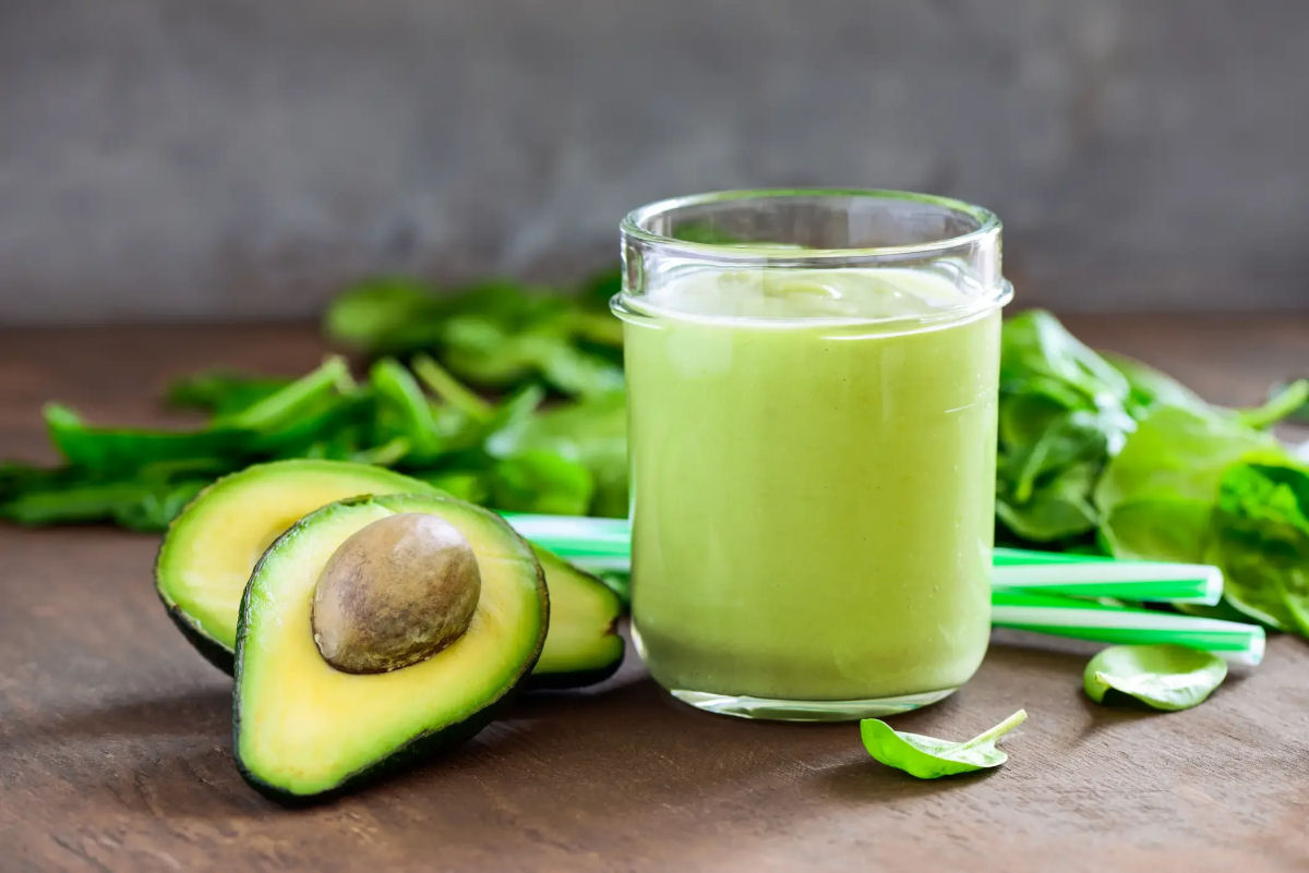 Por que o brasileiro gosta de avacalhar com pratos tradicionais de outras na��es?