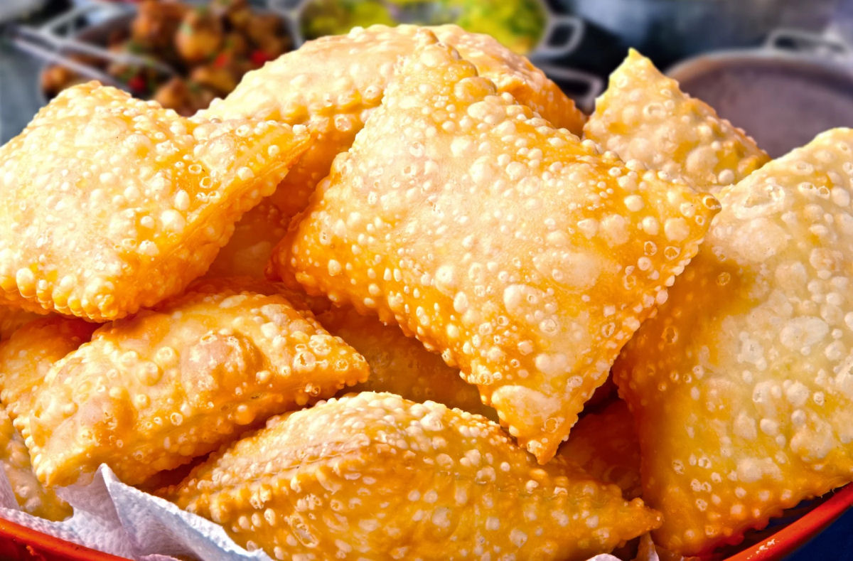 Por que o brasileiro gosta de avacalhar com pratos tradicionais de outras na��es?