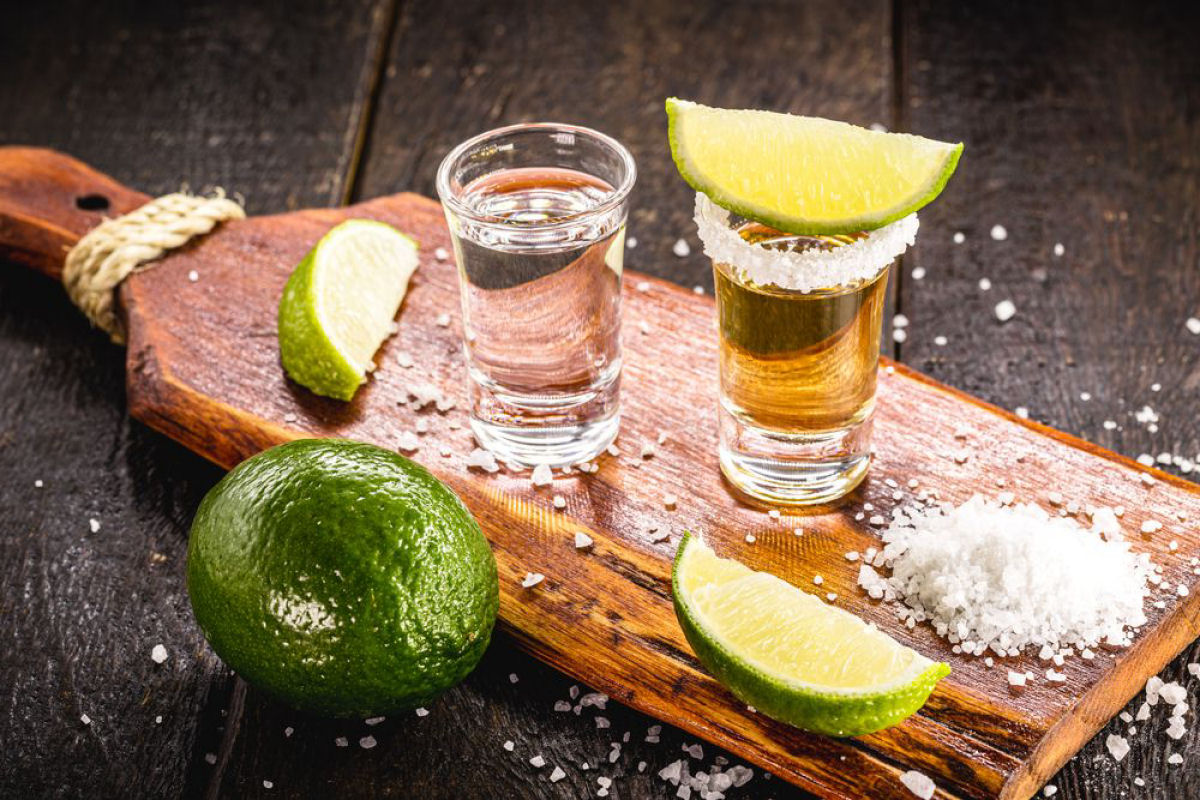 Como a tequila  feita em um destilaria tradicional no Mxico?