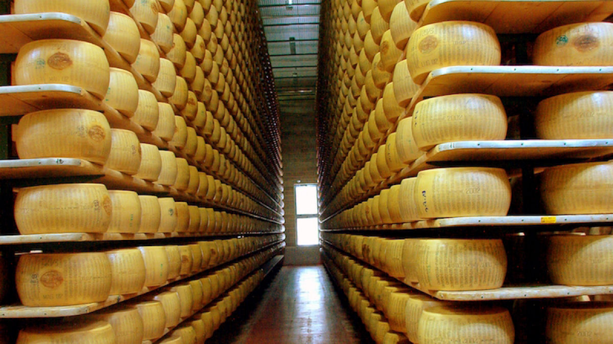 Voc sabia que alguns bancos italianos aceitam queijo como garantia de seus clientes?s
