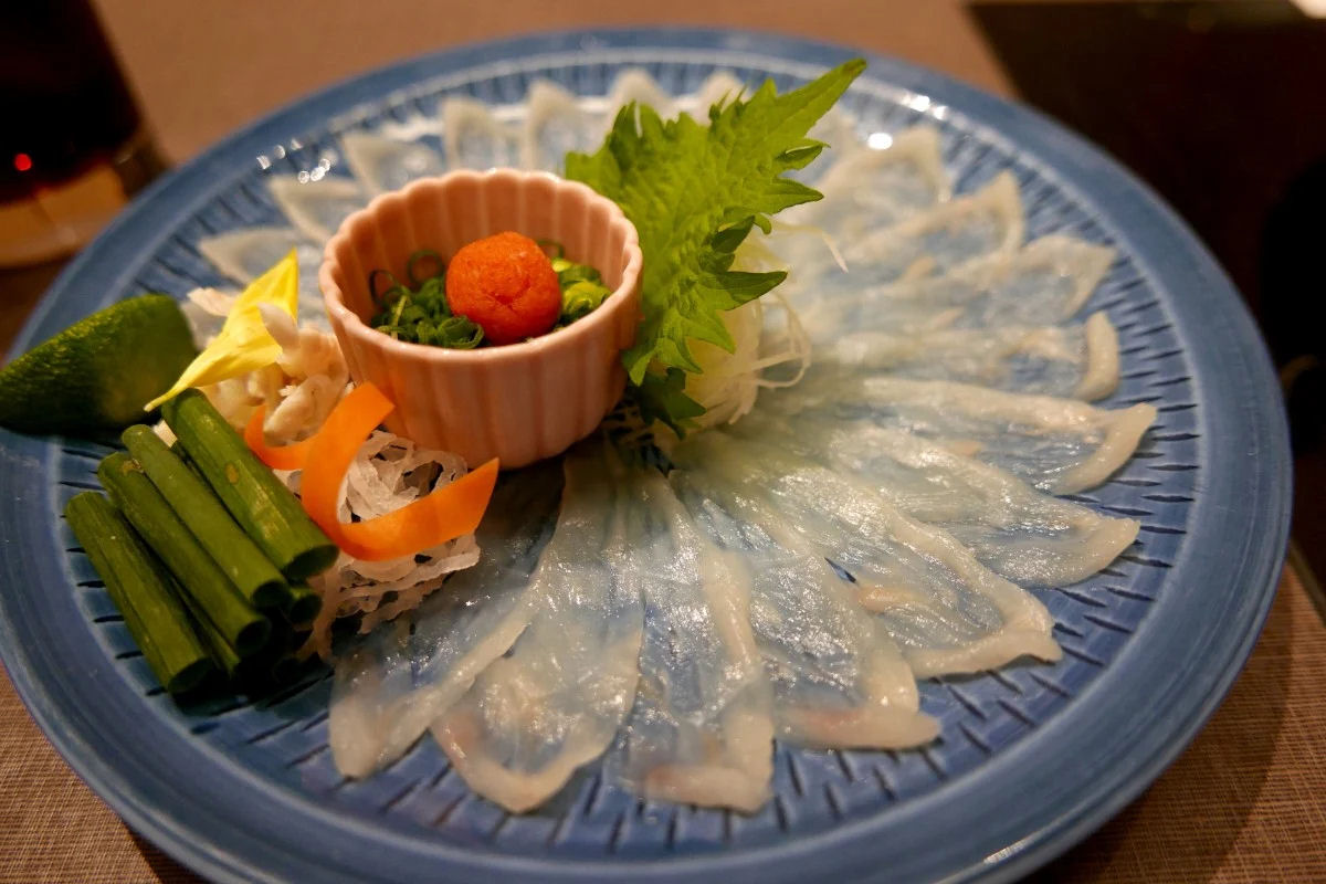 Os japoneses comem 10.000 toneladas de fugu por ano, mas por que o baiacu venenoso  to caro