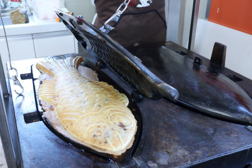 Este bolo japons em forma de peixe foi inventado para dar um gostinho de comida cara s pessoas comuns