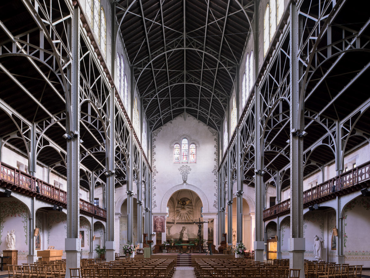Espaços Sagrados: os grandes interiores de igrejas modernas na Europa e Japão 08