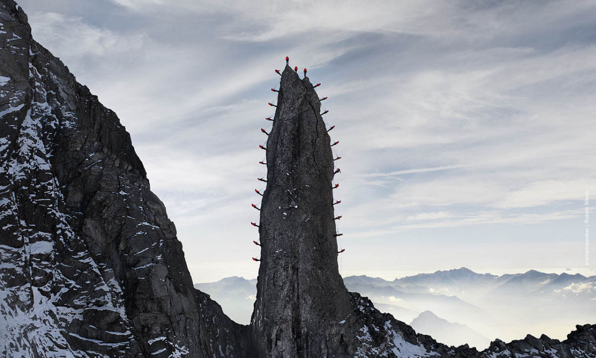Alpinistas aventureiros escalam os Alpes para fazer uma incrvel sesso de fotos 12
