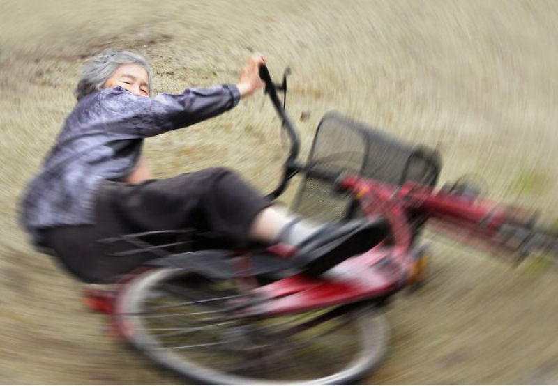 Uma improvvel fotgrafa japonesa de 89 anos que faz sucesso com sua autoestima excntrica 03
