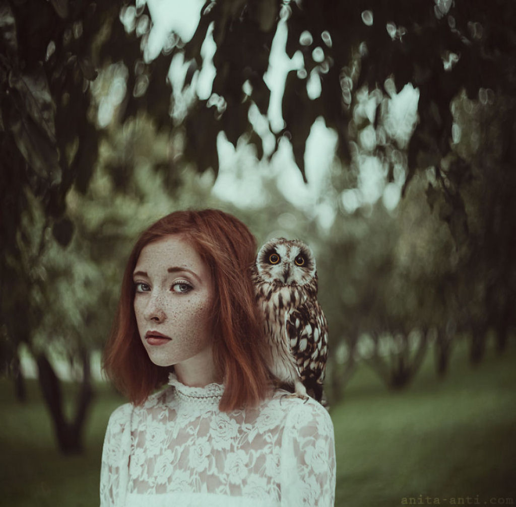 Esta fotgrafa ucraniana d vida aos contos com mgicos retratos de mulheres com animais 04