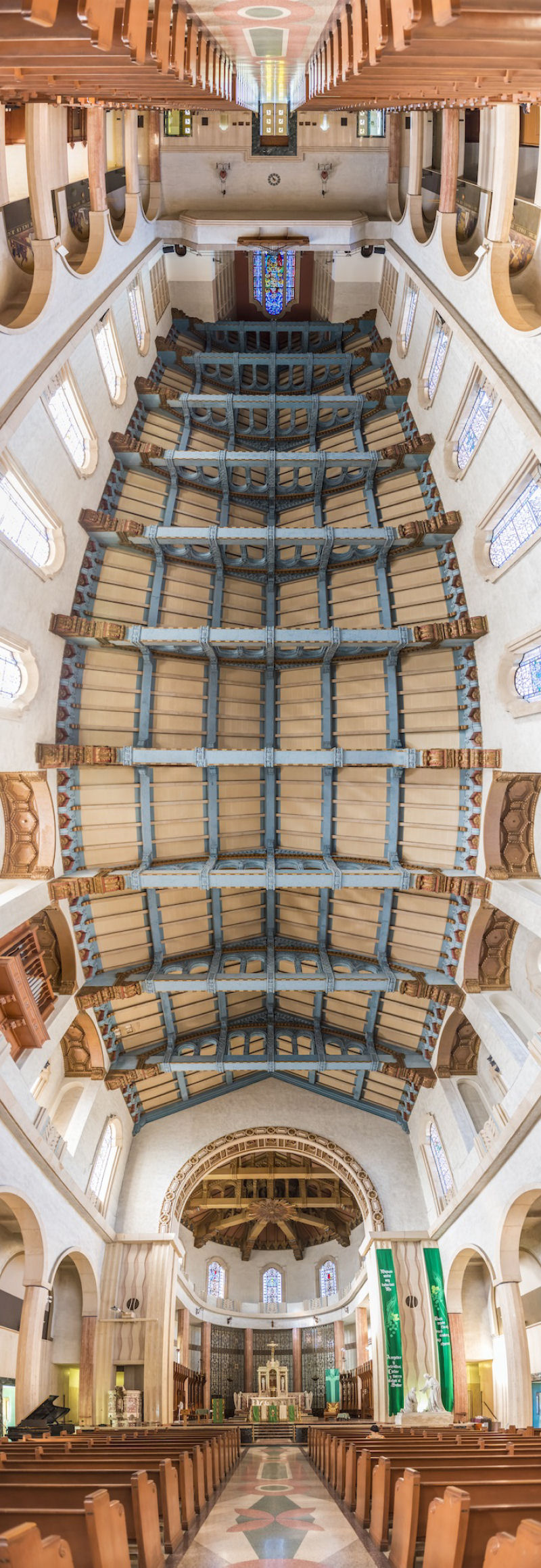 Novos panoramas verticais de igrejas por Richard Silver 03