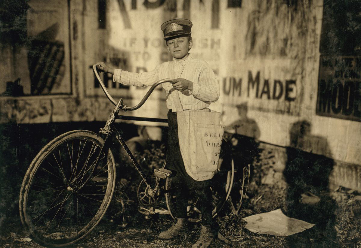 Os mensageiros durões de bicicleta adolescentes do início dos 1900 21