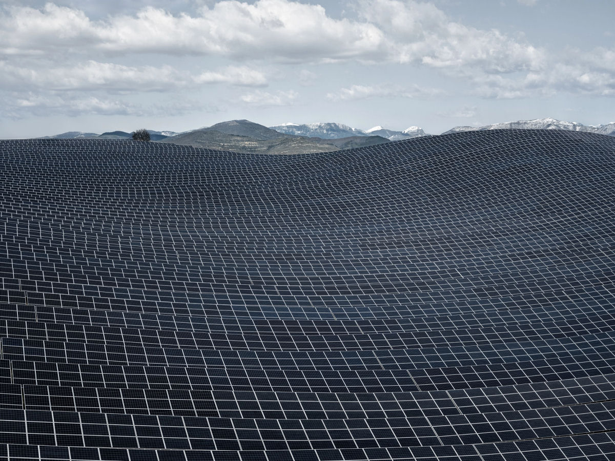 Fotos aéreas mostram grandes plantas solares brotando por todo o mundo 10