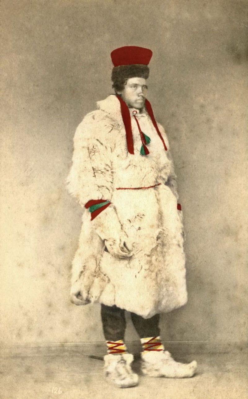 Fotos antigas mostram trajes tradicionais ao redor do mundo no século 19 20