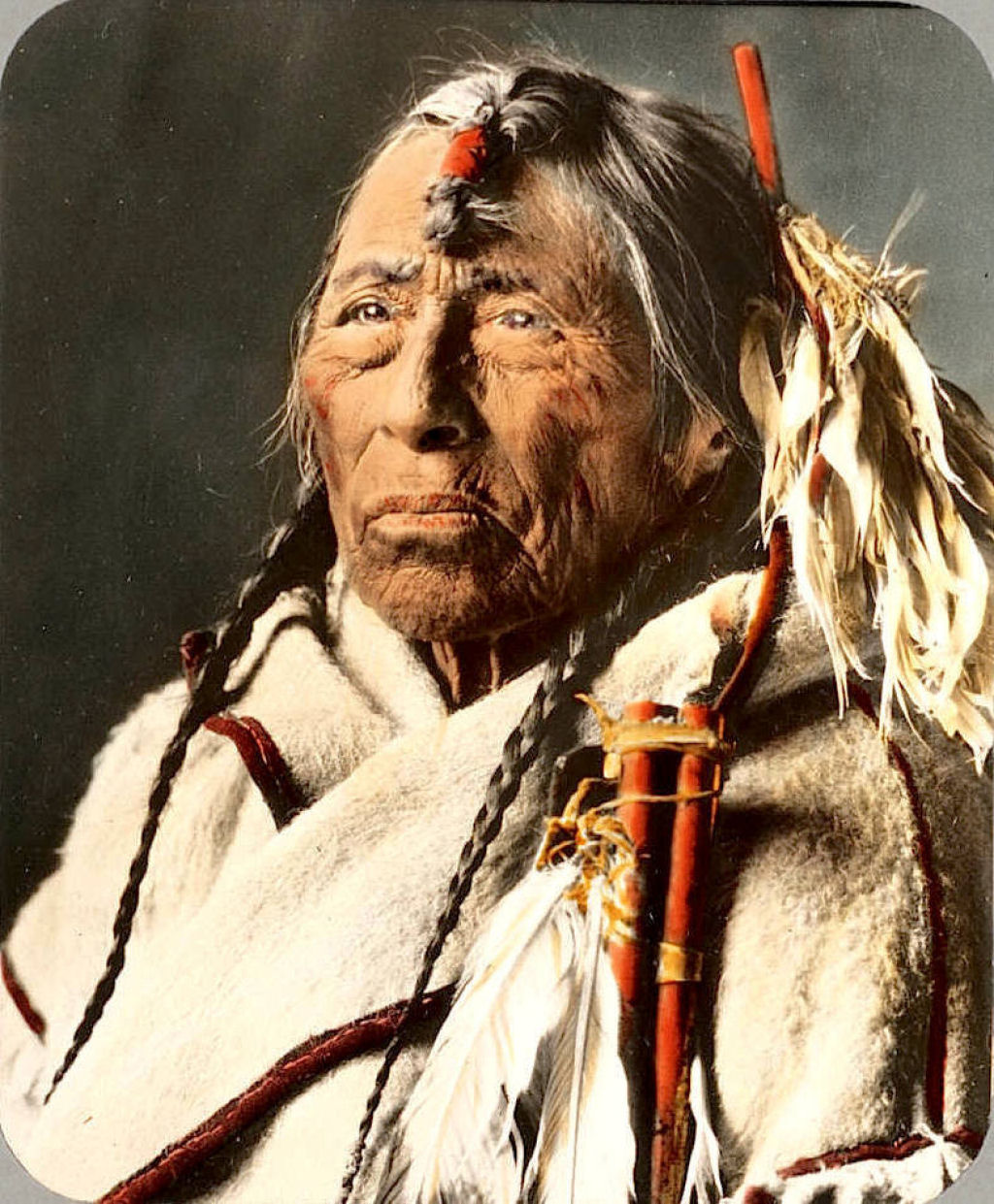 Impressionantes fotos históricas coloridas de nativos americanos do final do século 19 e início do século 20 19