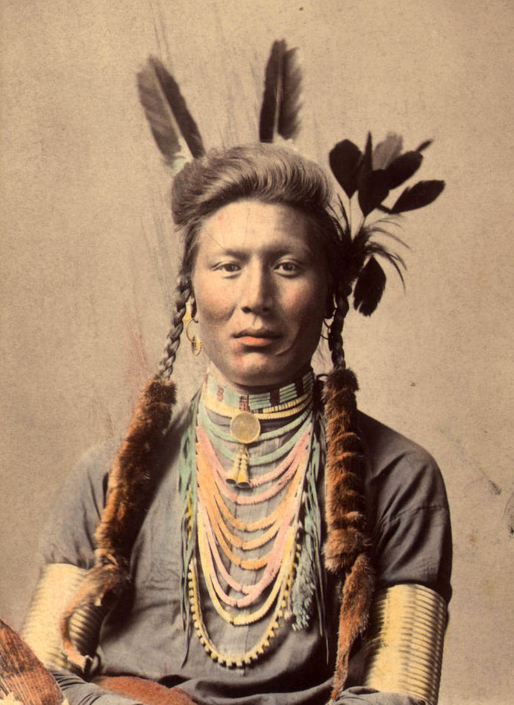 Impressionantes fotos históricas coloridas de nativos americanos do final do século 19 e início do século 20 28