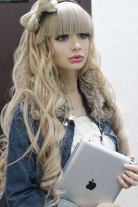 Mais fotos de Angelika Kenova, a boneca Barbie russa do mundo real 21
