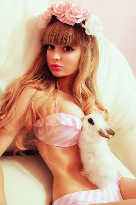 Mais fotos de Angelika Kenova, a boneca Barbie russa do mundo real 43