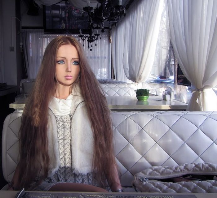 Valeria Lukyanova, outra Barbie Girl Russa do mundo real (55 fotos