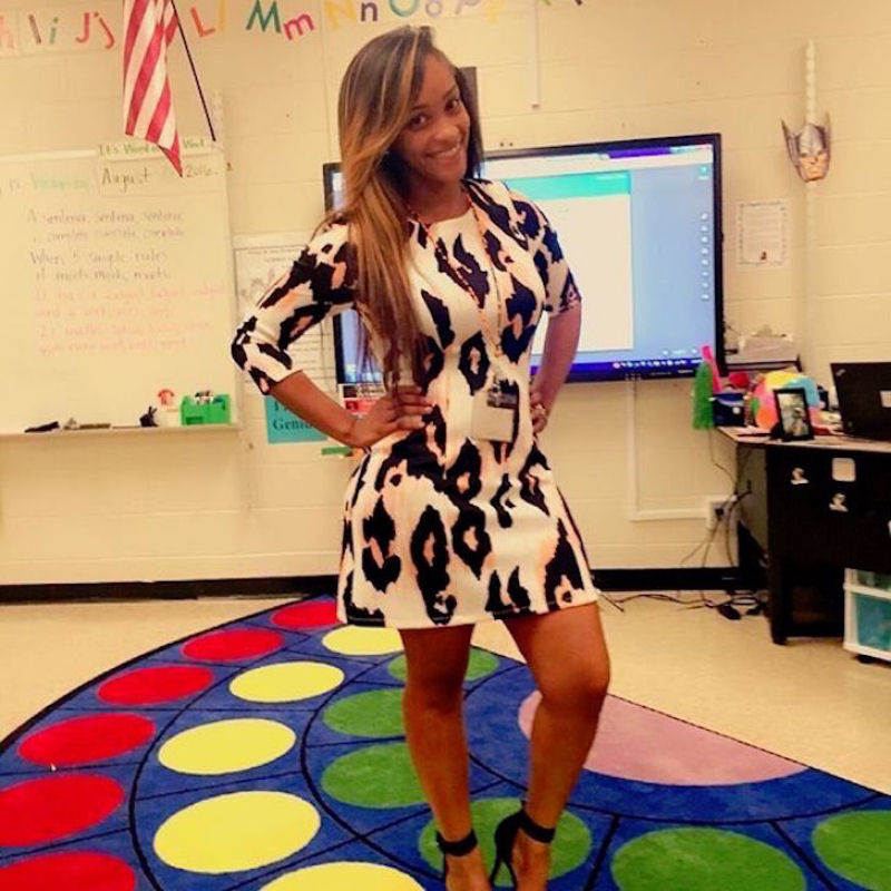 As vestimentas desta jovem criaram uma polmica sobre como deve se vestir uma professora