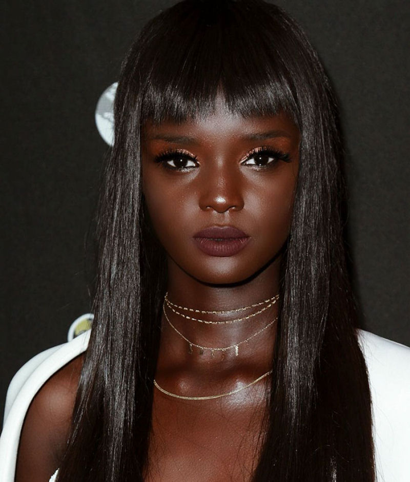 Barbie negra, que desistiu da carreira de modelo após perseguição, volta e conquista a internet 06