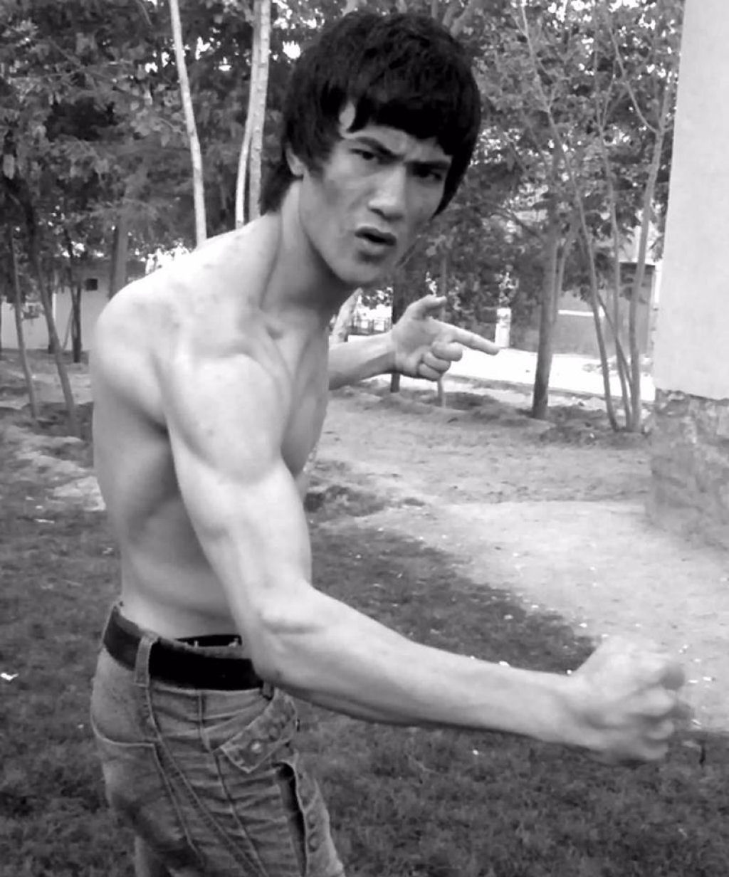 Bruce Lee está vivo e vive no Afeganistão 10
