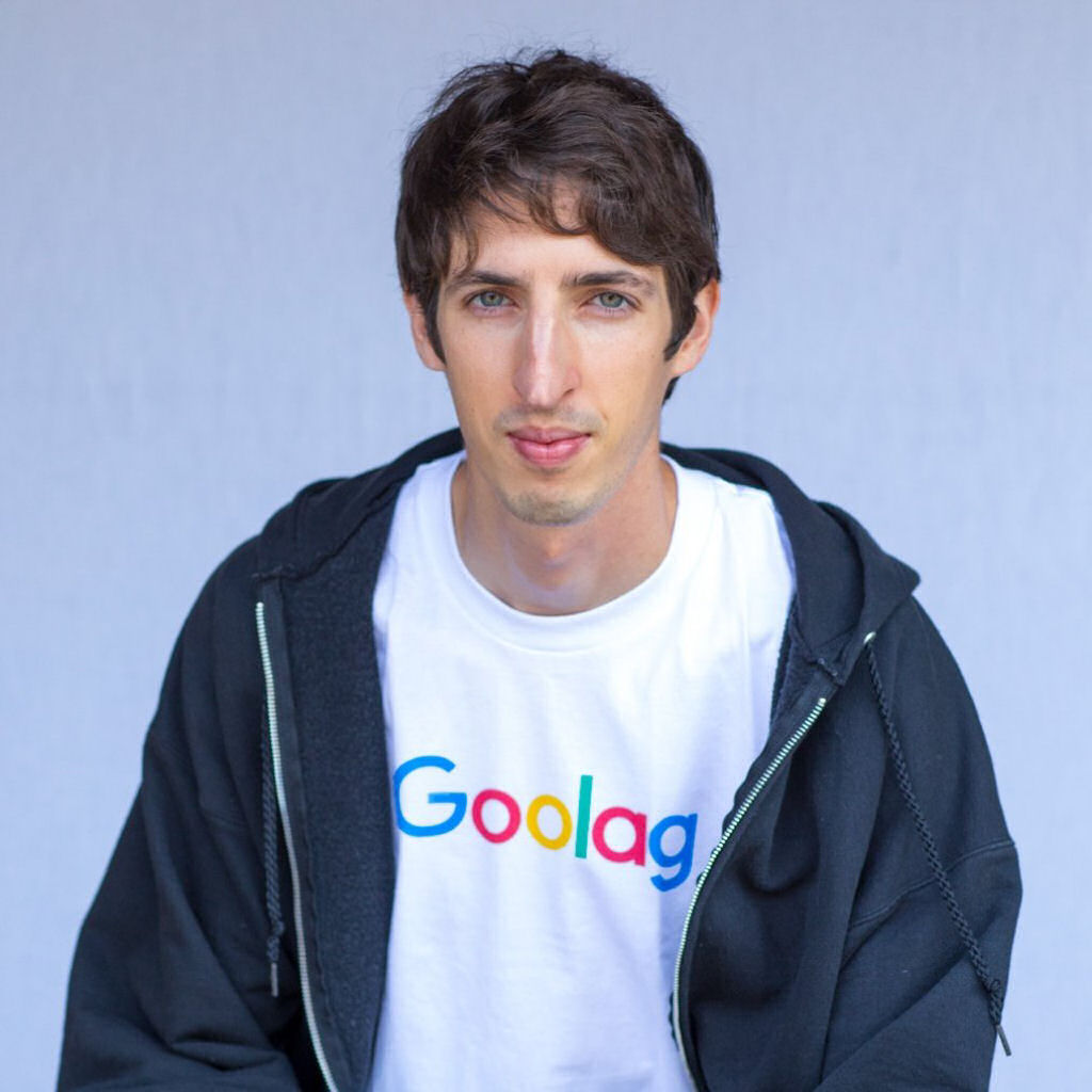 James Damore e outro ex-empregado do Google processam  companhia por discriminao