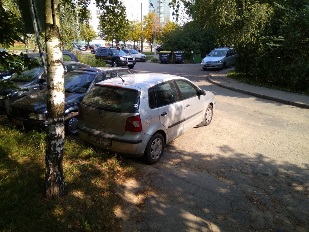 Bielorrusso dorme em seu carro por um ms para pegar riscador em srie