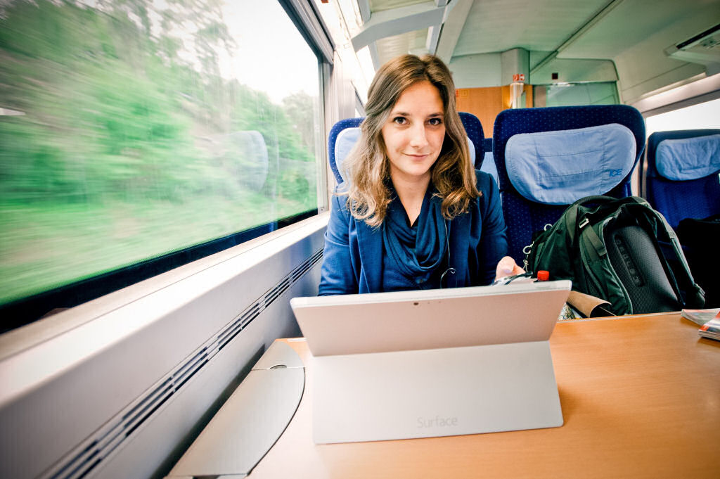Estudante alem cansada de pagar aluguel decidiu morar em trens
