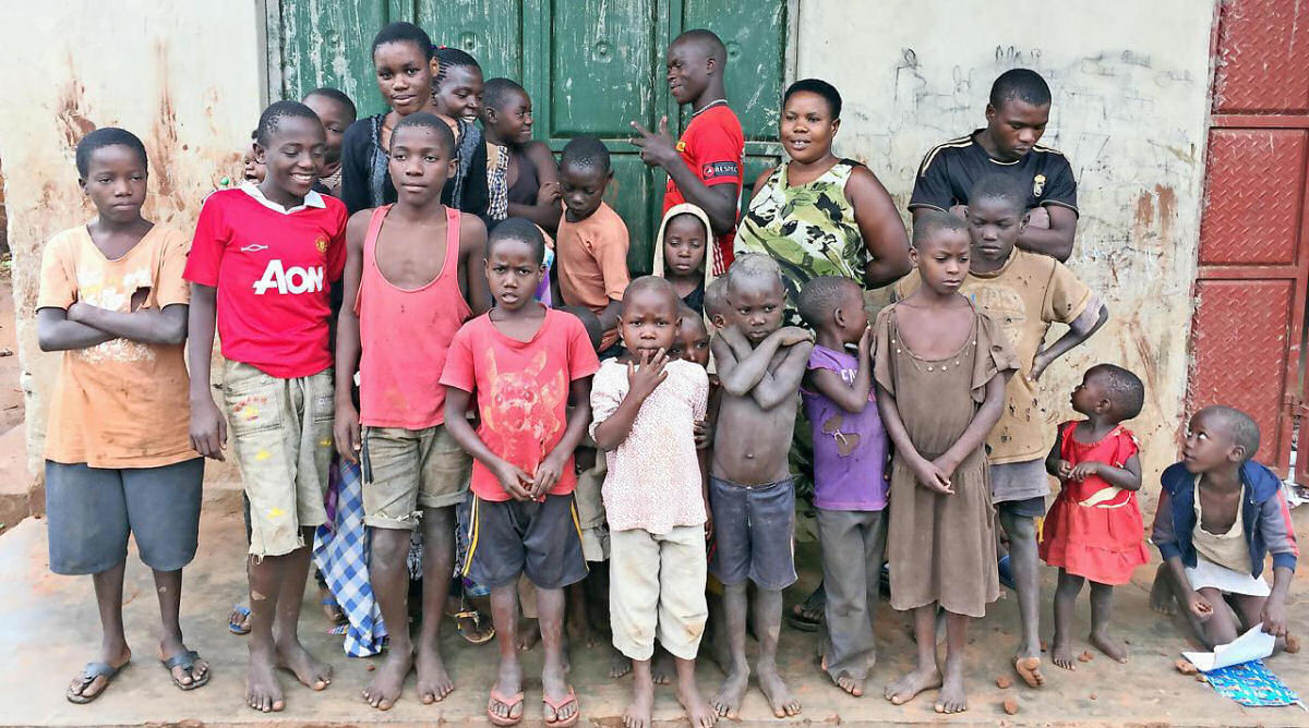 A mulher mais fértil de Uganda deu à luz 44 filhos aos 40 anos