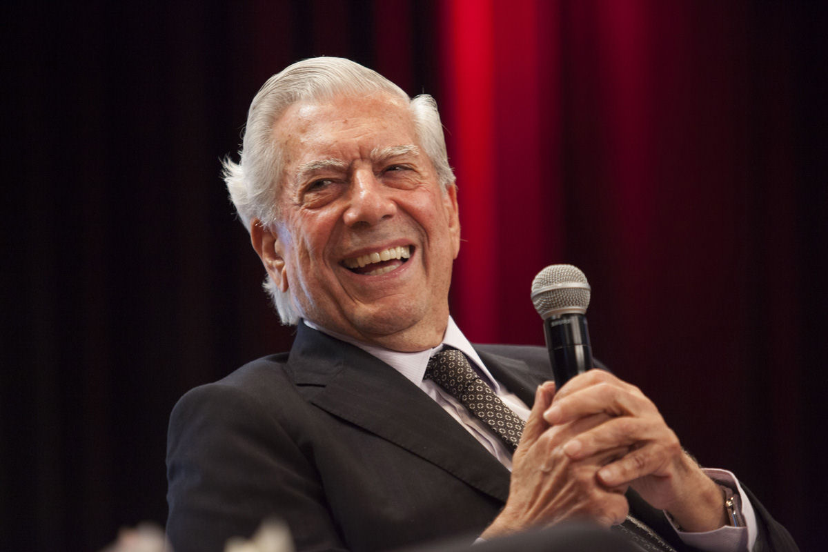 O dia em que Vargas Llosa disse que a linguagem inclusiva é uma 'estupidez'