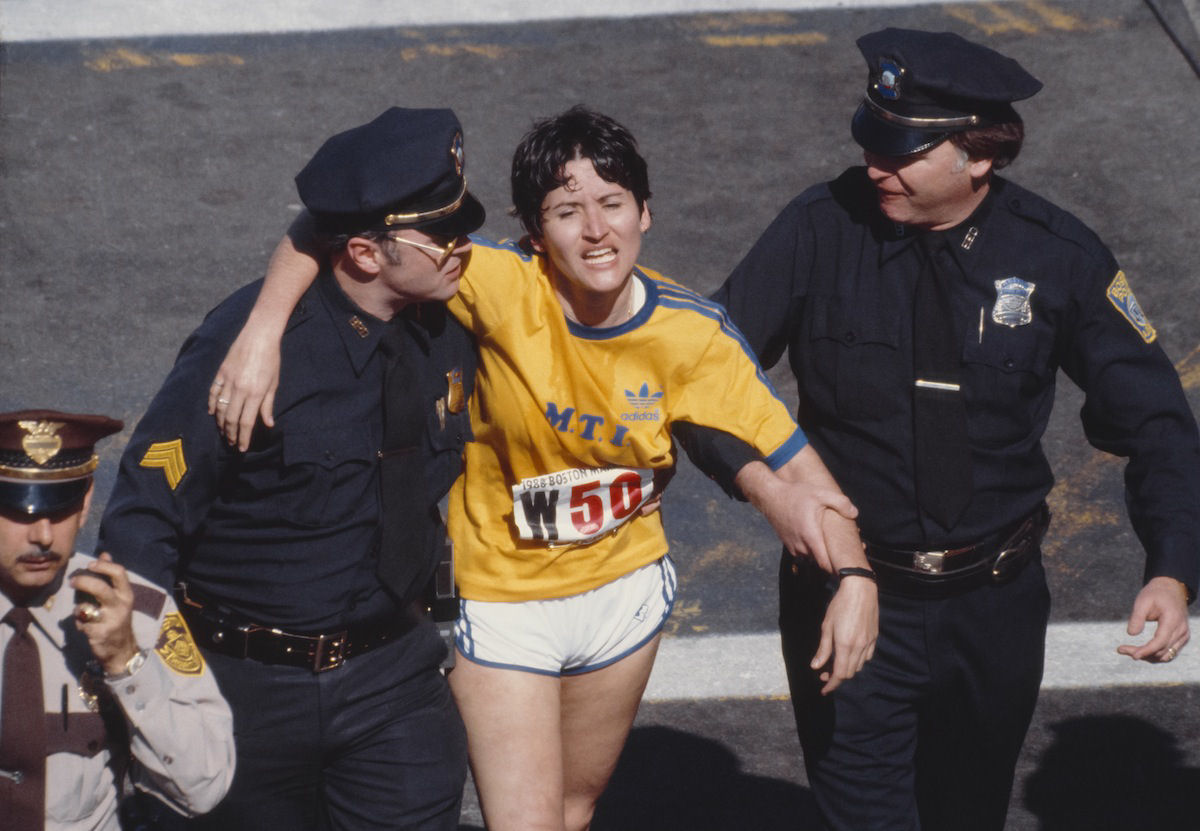 Como uma mulher ganhou a maratona de Boston e nem corada ficou