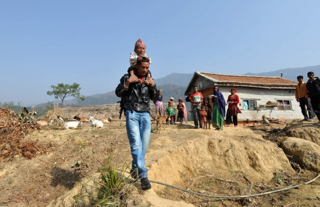 Novo menor homem do mundo encontrado em aldeia do Nepal 08