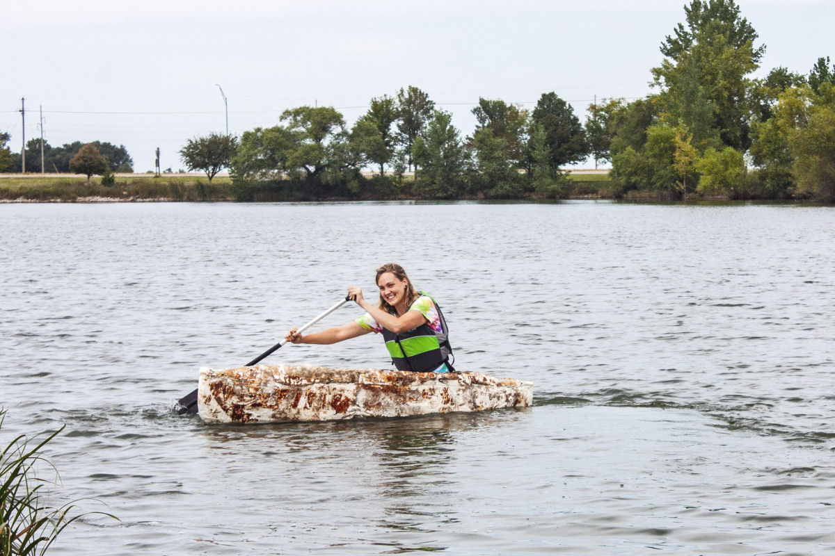 A canoa de cogumelos que bateu o recorde mundial do Guinness