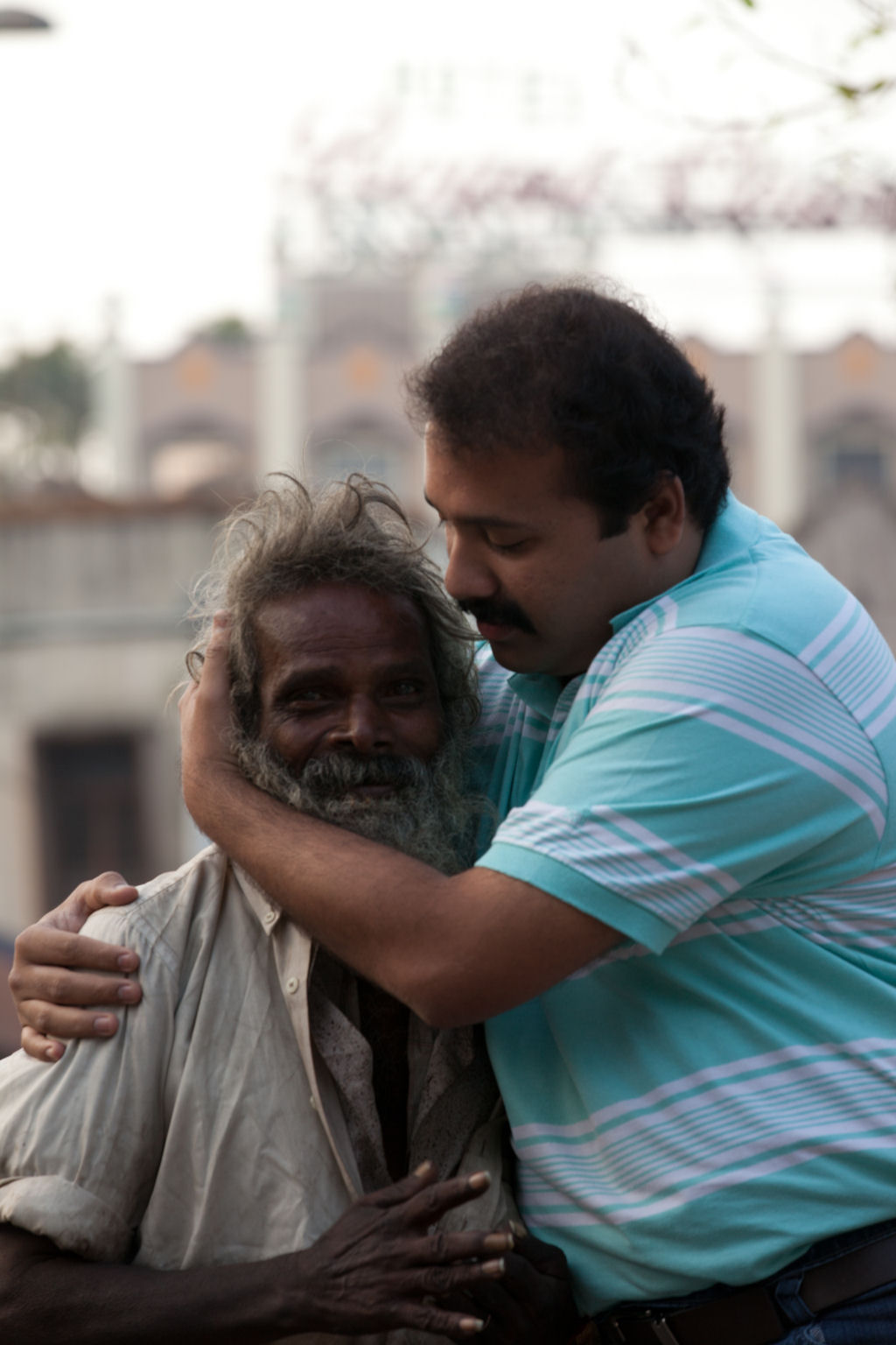 Narayanan Krishnan, um o herói altruísta que ajuda os necessitados na Índia