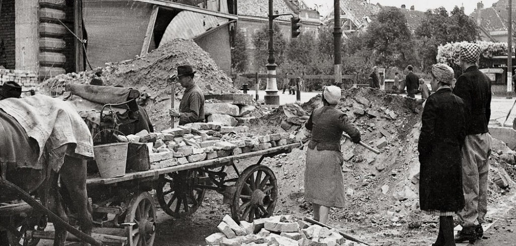Trmmerfrauen: as mulheres que ajudaram a reconstruir a Alemanha aps a 2 Guerra Mundial 09