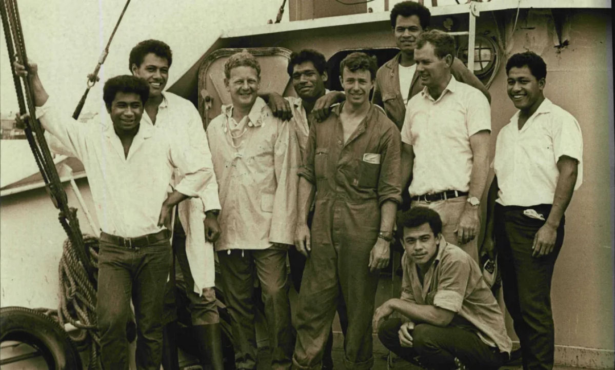 Em 1965, seis adolescentes ficaram presos em uma ilha deserta por 15 meses e todos sobreviveram