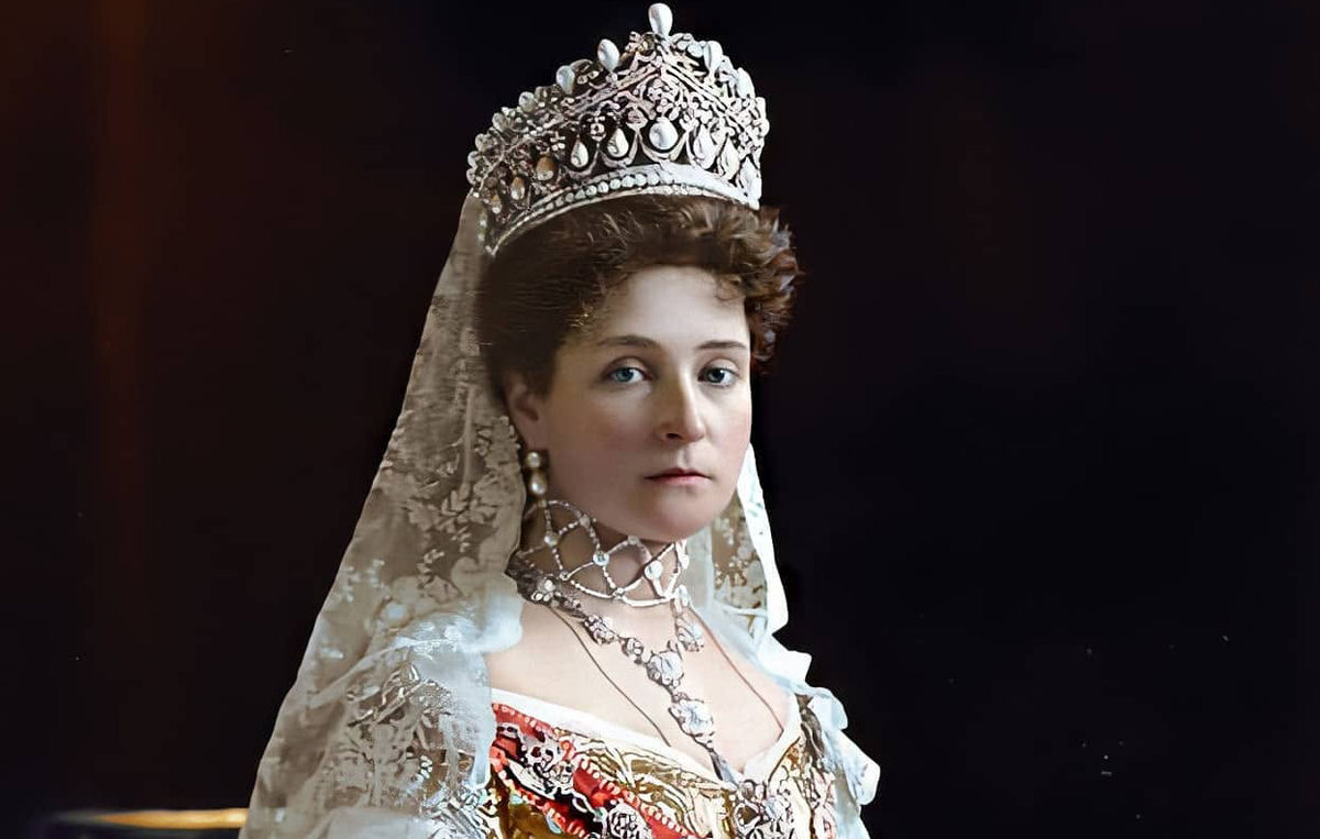 As princesas de Hollywood não mostram como a vida de rainha pode ser miserável