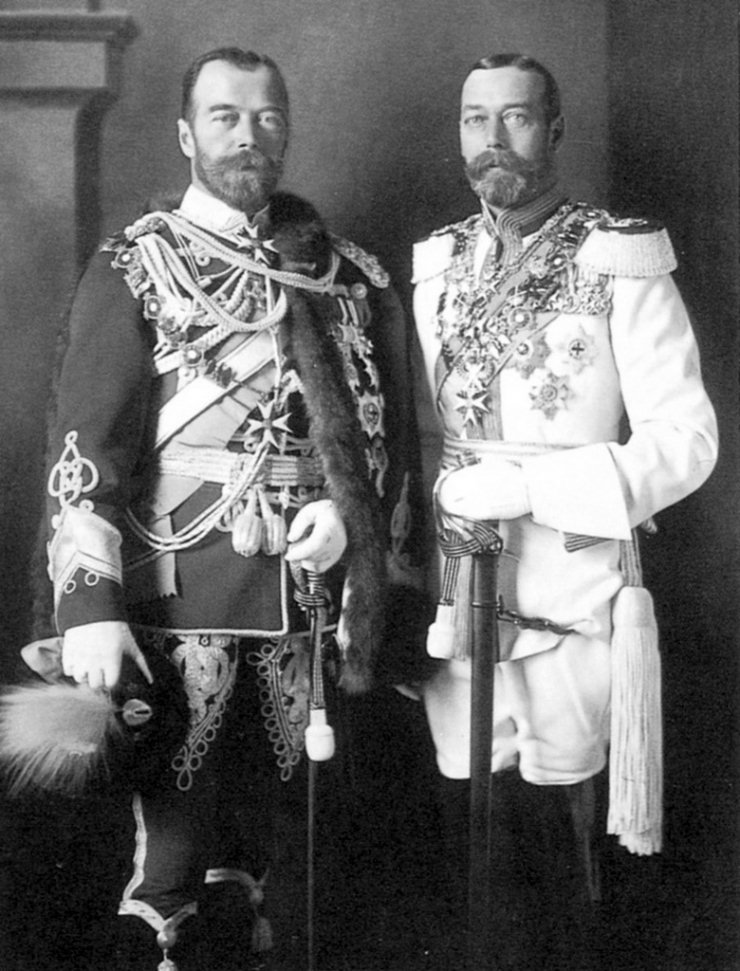 O Czar Nicols II junto a Jorge V em Berlim (1913).