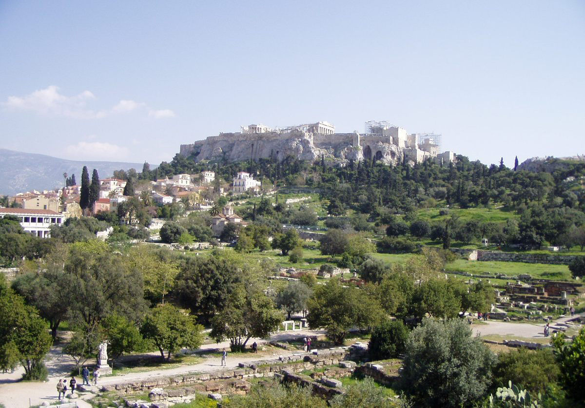 A Ágora ateniense revelada camada por camada abaixo da moderna paisagem urbana de Atenas