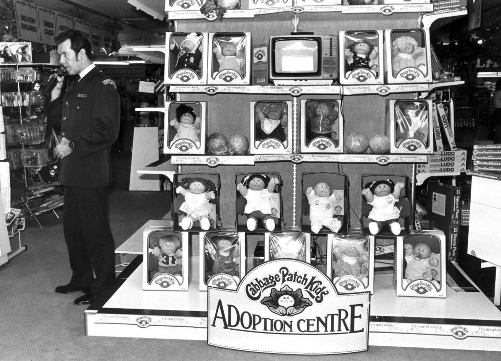 A histria da mania infantil das bonecas-repolho no Natal de 1983 08