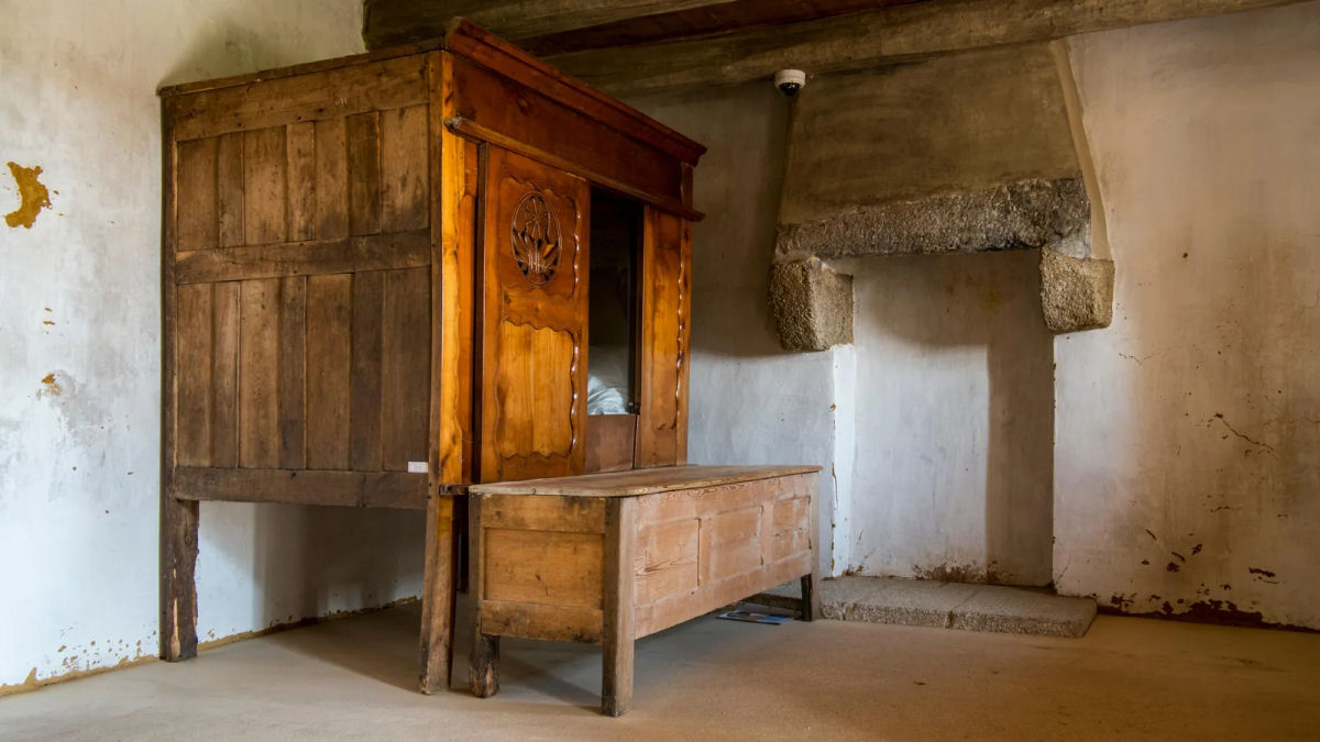 As estranhas razões pelas quais as pessoas medievais dormiam em armários