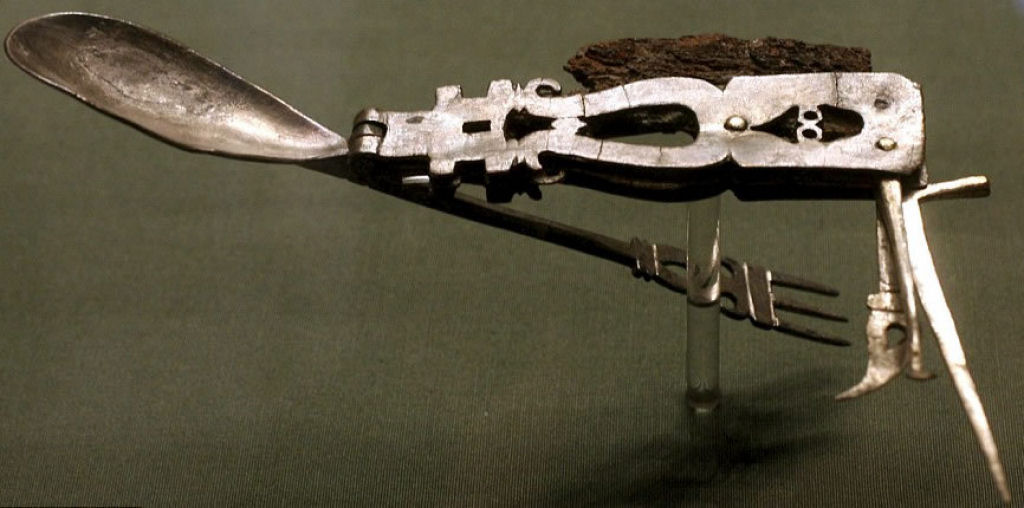 Um 'canivete suíco' com mais de 1700 anos