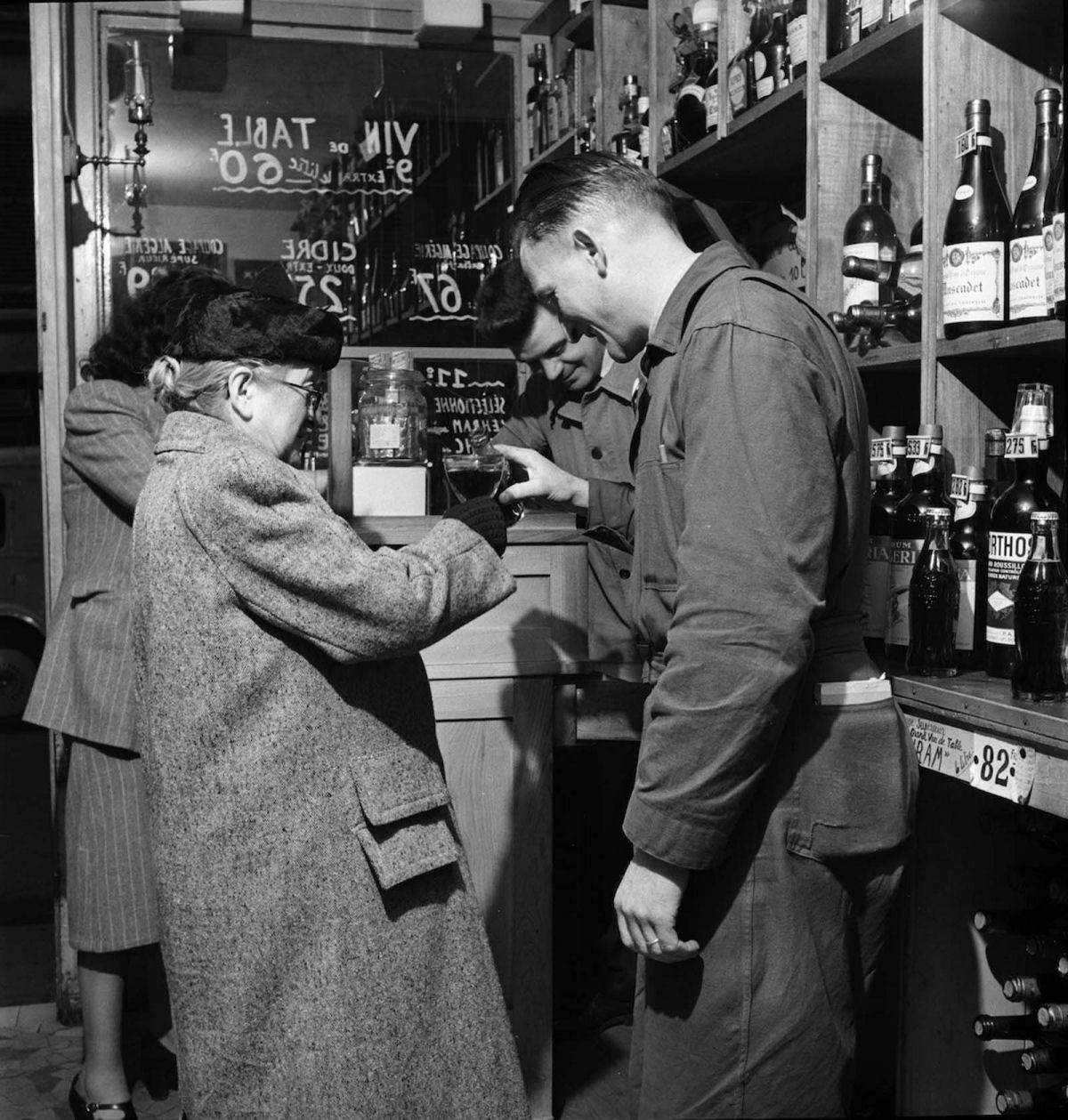 O dia em que a Coca-Cola desembarcou na França, em 1950 08