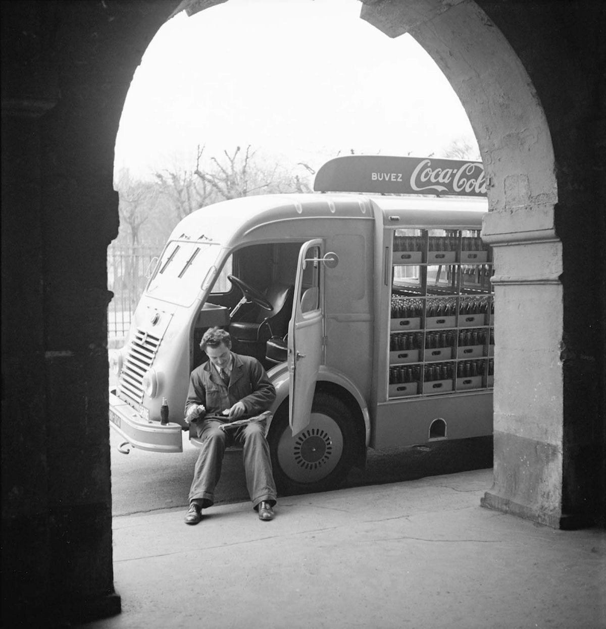 O dia em que a Coca-Cola desembarcou na França, em 1950 11