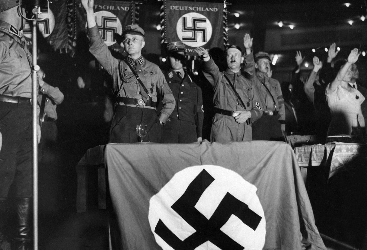 A origem da Fanta ou quando a Coca-Cola cooperou com a Alemanha de Hitler