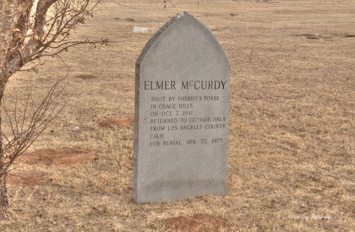 A história de Elmer McCurdy, o cadáver mais abusado de todos os tempos